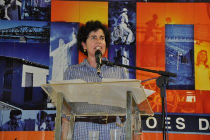 16083-prefeita-presta-contas-dos-mais-de-r-100-milhoes-de-obras
