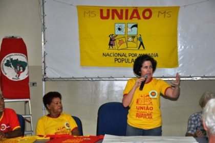16329-prefeita-vai-a-reuniao-da-uniao-nacional-por-moradia-popular