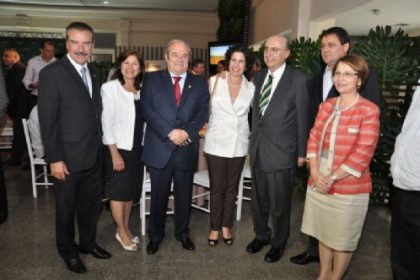 16333-prefeita-participa-de-reuniao-sobre-a-construcao-da-eldorado-brasil