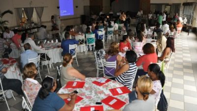 16356-prefeita-participa-da-abertura-da-plenaria-de-conselhos-de-saude