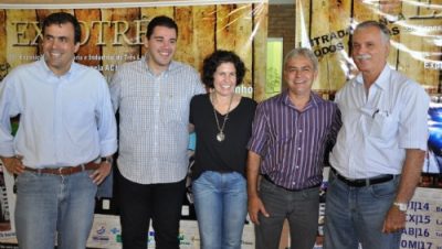 16394-prefeitura-e-sindicato-rural-lancam-oficialmente-a-35-expotres