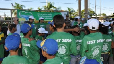 16759-prefeita-participa-da-abertura-da-semana-do-meio-ambiente