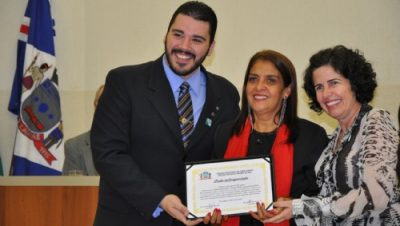 16769-prefeita-prestigia-sessao-solene-da-camara-municipal