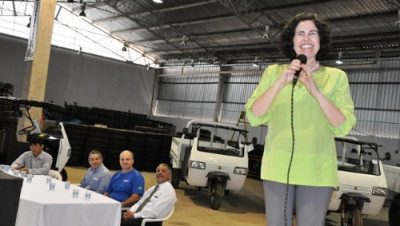 17015-prefeita-participa-da-inauguracao-da-fabrica-da-gurgel