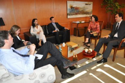 17050-prefeita-participa-do-lancamento-do-programa-senai-educa