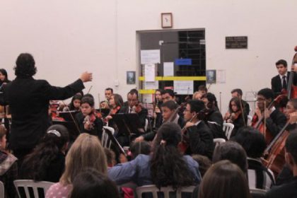 17081-festival-de-inverno-e-aberto-com-diversas-atracoes-musicais