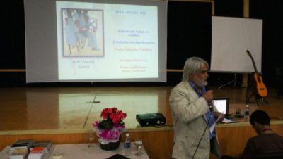 17141-educacao-promove-palestra-com-renomado-educador-nacional