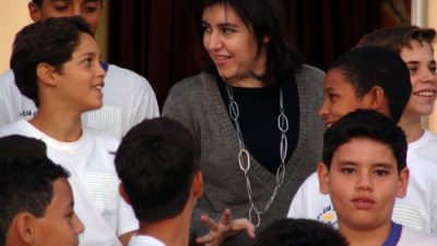 1725-prefeita-entrega-certificados-da-oficina-de-inteligencias-multiplas