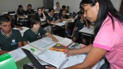 17370-forum-de-praticas-educativas-contribui-para-experiencia-profissional-de-professores