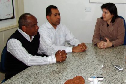 1739-prefeita-recebe-visita-de-representantes-do-prb