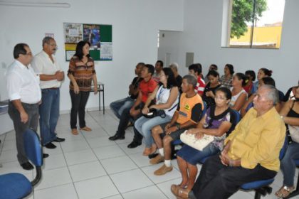 17390-prefeitura-entrega-77-escrituras-nesta-sexta-feira