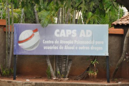 17401-saude-promove-encontro-de-informacoes-e-discussao-sobre-depressao-e-suicidio