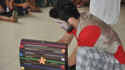 17425-contacao-de-historias-encanta-e-incentiva-leitura