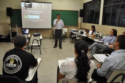 17437-prefeitura-e-escolagov-promovem-curso-de-capacitacao-para-servidores