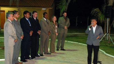 1778-vice-prefeito-participa-da-entrega-de-gabinetes-aos-vereadores