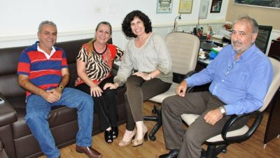 18713-reuniao-prefeita-com-fatima-montanha