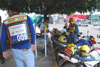 18730-mototaxistas-sao-obrigados-a-frequentar-curso