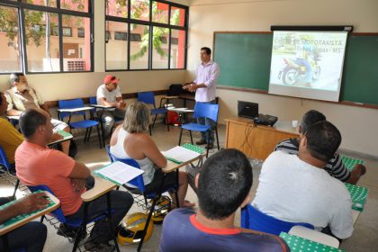19084-curso-mototaxistas