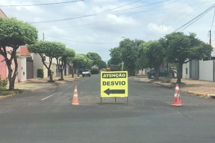 Interdição obras bairro Interlagos 11-11