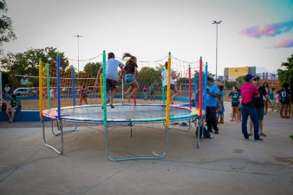 vida na praça Acacias (6)