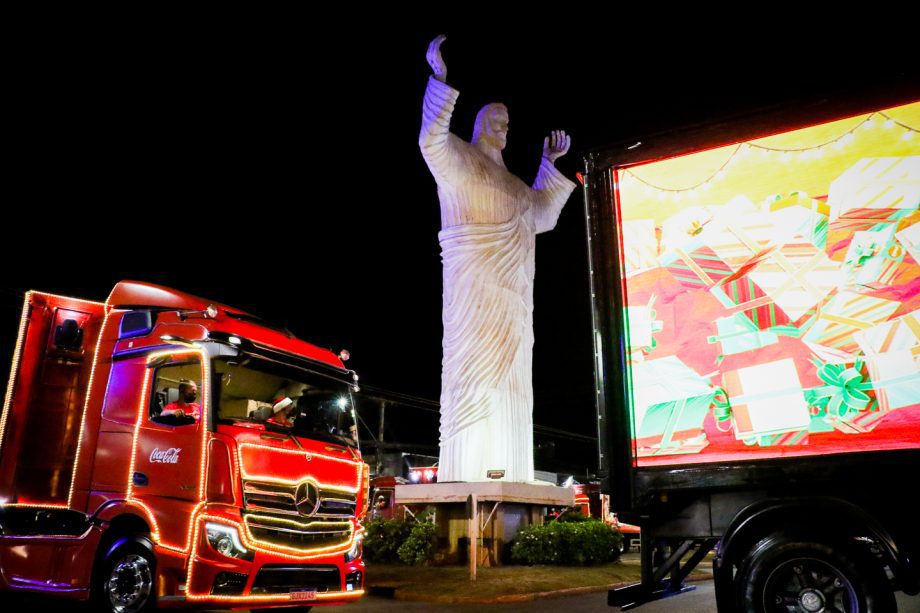 População poderá prestigiar a passagem da Caravana da Coca Cola na Praça  