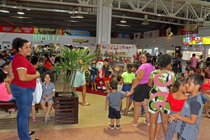 Chegada-Papai-Noel-Feira-Central-40