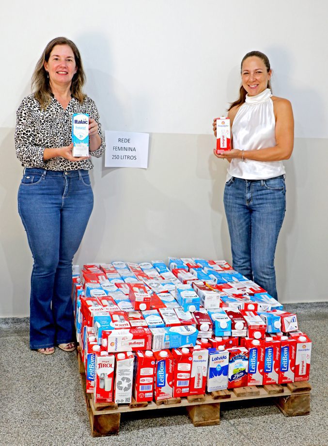 Parceria entre SMAS e Carreta da Alegria Limão Doce arrecadou 1.400 litros  de leite - Hojemais de Três Lagoas MS