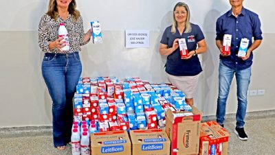 DOACAO-DO-LEITE-ARRECADADO-NA-CARRETA-DA-ALEGRIA-EDITADA-5