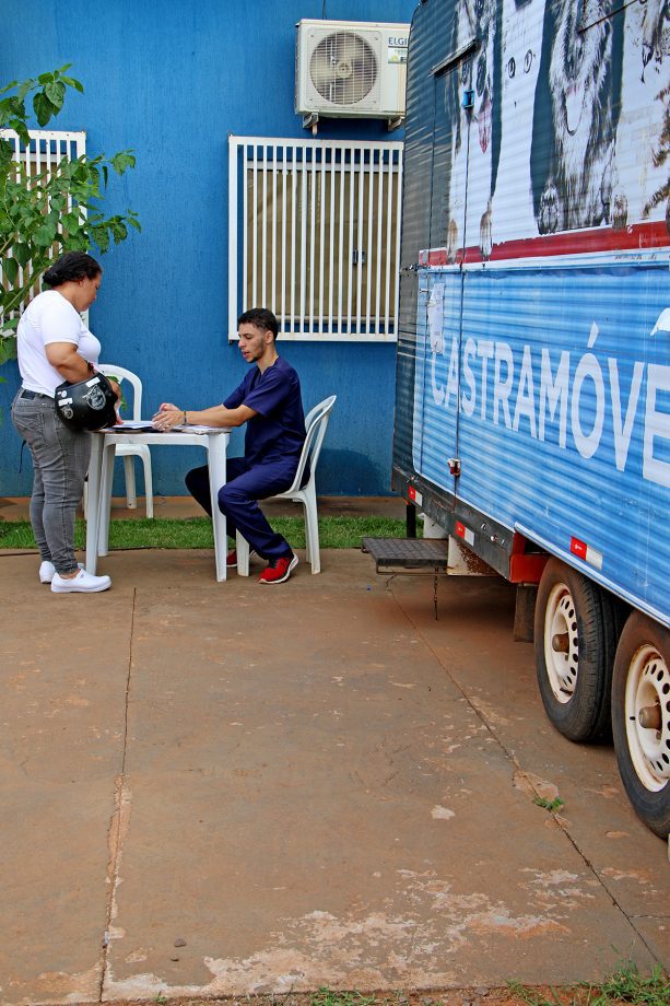 CASTRAMÓVEL VOLTOU – Atendimentos gratuitos para cães e gatos iniciam na quarta-feira (26)