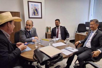Guerreiro em reunião na SUDECO (2)