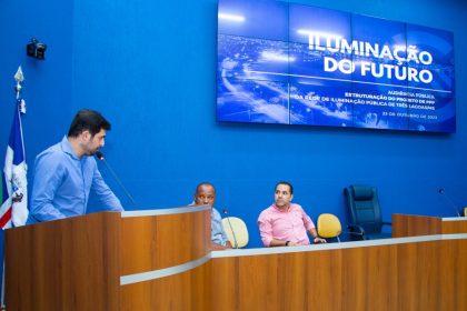 AUDIENCIA-PUBLICA-ILUMINACAO-23-10-13-1