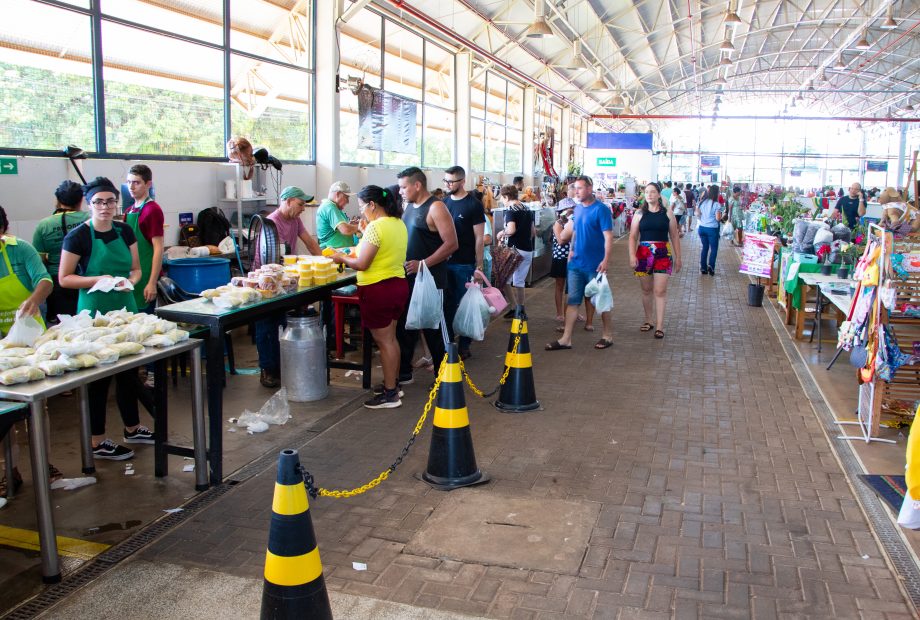 Feira Central de Três Lagoas MS - Produtos e comidas regionais desse Estado  maravilhoso. 