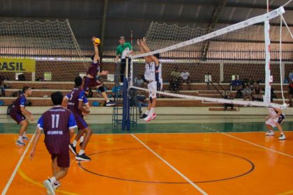 JOGOS SALAO E VOLEI MASC 10-10 (38)