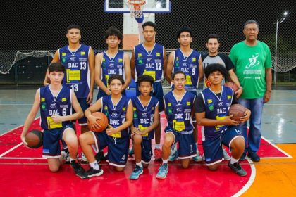 FINAS VOLEI E BASQUETE 03-04 (21)