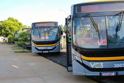 APRESENTAÇÃO DA NOVA FROTA TRANSPORTE COLETIVO 03-05 (8)