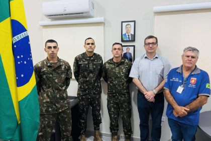 Posse Presidente da junta militar 28-05 (7)
