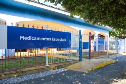 FACHADA MEDICAMENTOS ESPECIAIS 13-06 (3)