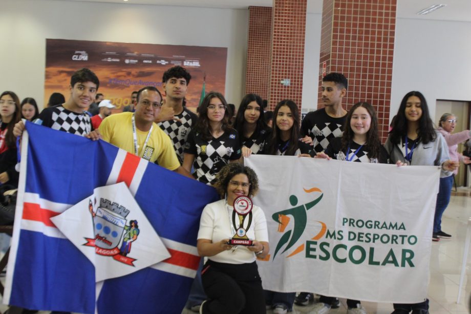 Xadrez escolar de Três Lagoas é campeão geral do Circuito Estadual de Xadrez Escolar