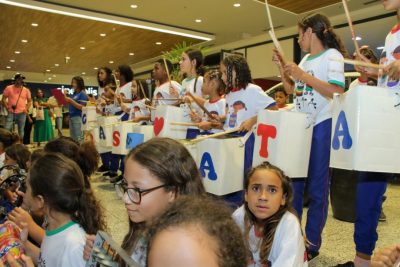 APRESENTA&Ccedil;&Atilde;O CORAL CRASE LATA (17)