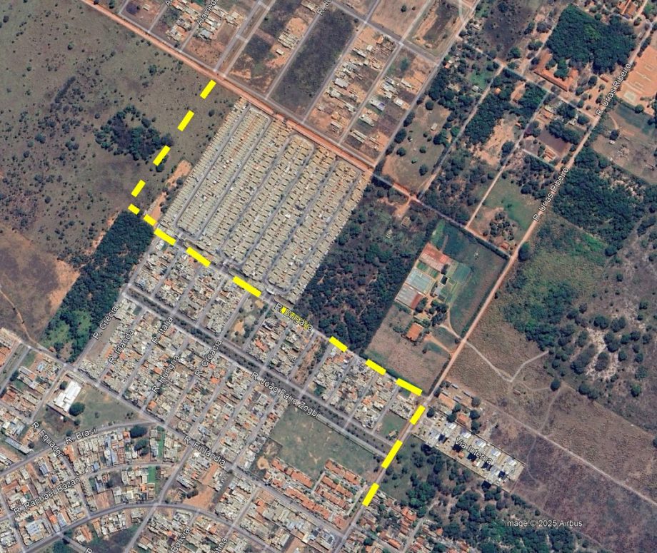 Prefeitura cria desvio durante pavimentação da Rua Urias Ribeiro