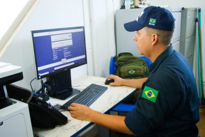 FISCALIZA&Ccedil;&Atilde;O MARINHA BALNEARIO 05-12 (5)