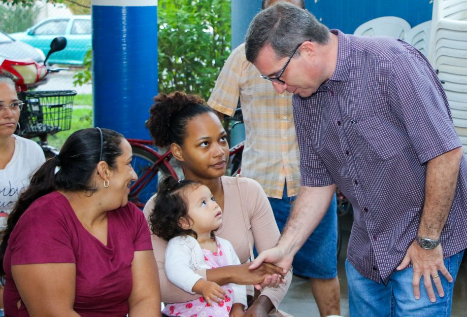 Prefeito Dr. Cassiano Maia dá continuidade às entregas de cestas básicas em Três Lagoas Prefeito Dr. Cassiano Maia dá continuidade às entregas de cestas básicas em Três Lagoas