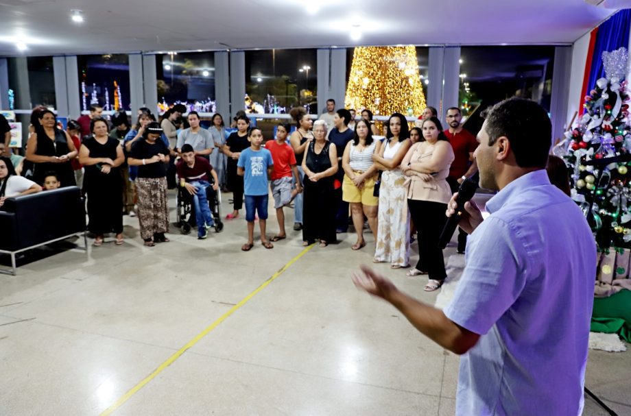 Três Lagoas abriu a exposição “Magia em Tela” com obras de alunos do Núcleo de Artes Plásticas