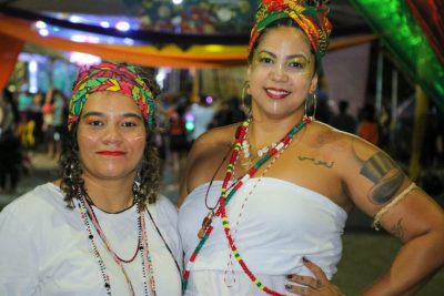 SEGUNDA NOITE CARNATR&Ecirc;S (2)