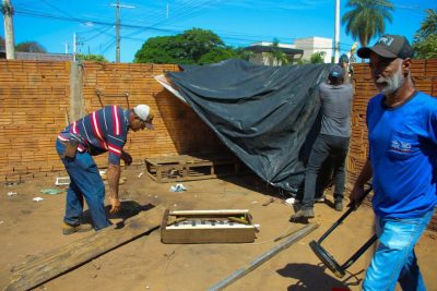 AÇÃO DE LIMPEZA - Área adjancente ao CENTRO POP (102)