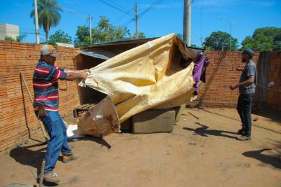 A&Ccedil;&Atilde;O DE LIMPEZA - &Aacute;rea adjancente ao CENTRO POP (94)