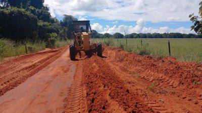 Estrada vicinal da Eucatrat, próximo ao Vera Cruz (linha escolar)