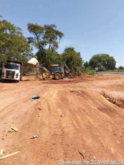 Limpeza da lixeira da Jaó (BR158)