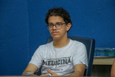 PRIMEIRO_PROGRAMA_RESID&Ecirc;NCIA_M&Eacute;DICA-05-03-26 (10)
