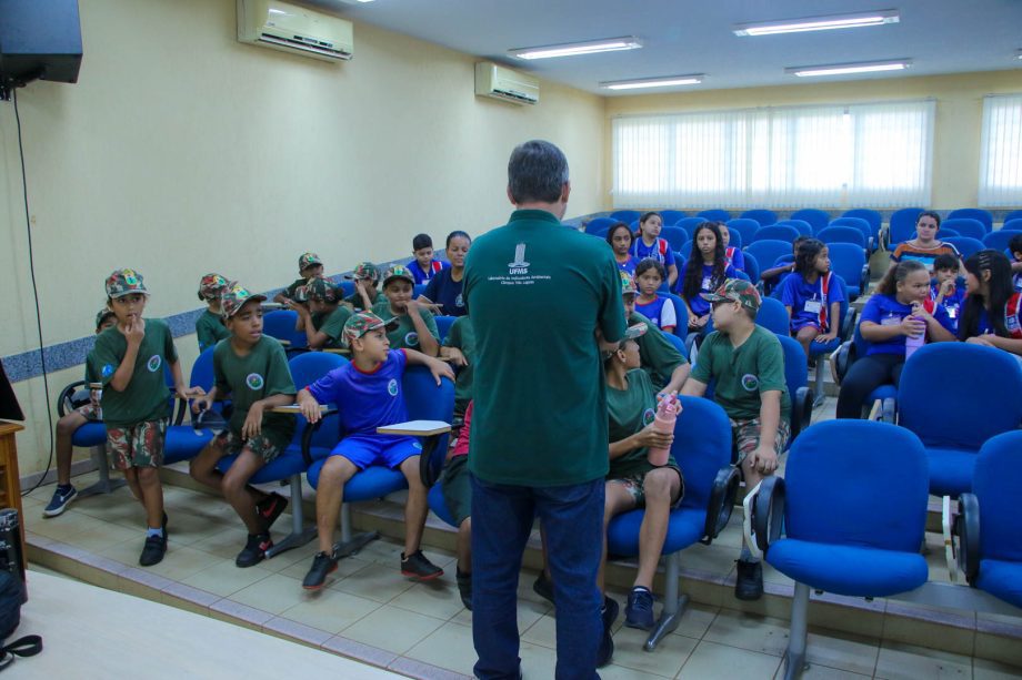 Semanda da Água - Visita laboratórios UFMS (12)